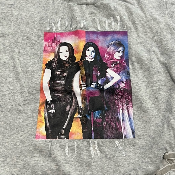 D Signed Descendants Graphic Sweatshirt Large Girls Laced Gray Pullover Cotton - Picture 2 of 8